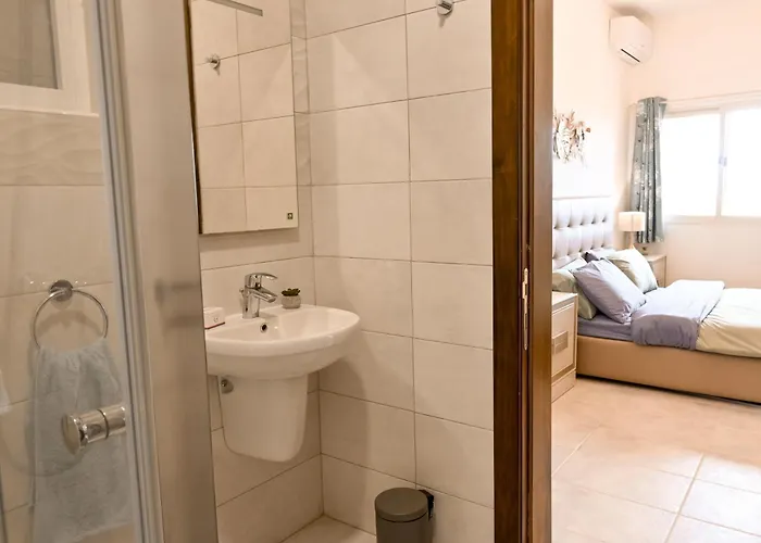 Sea & Valley Views Zebbug Gozo - Happy Apartament Ta' Abram